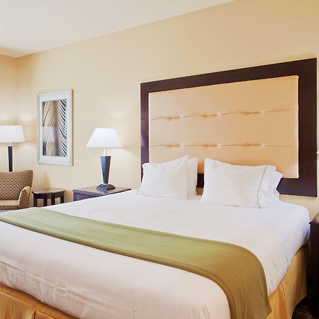 Holiday Inn Express Hotel & Suites Foley By Ihg Buitenkant foto