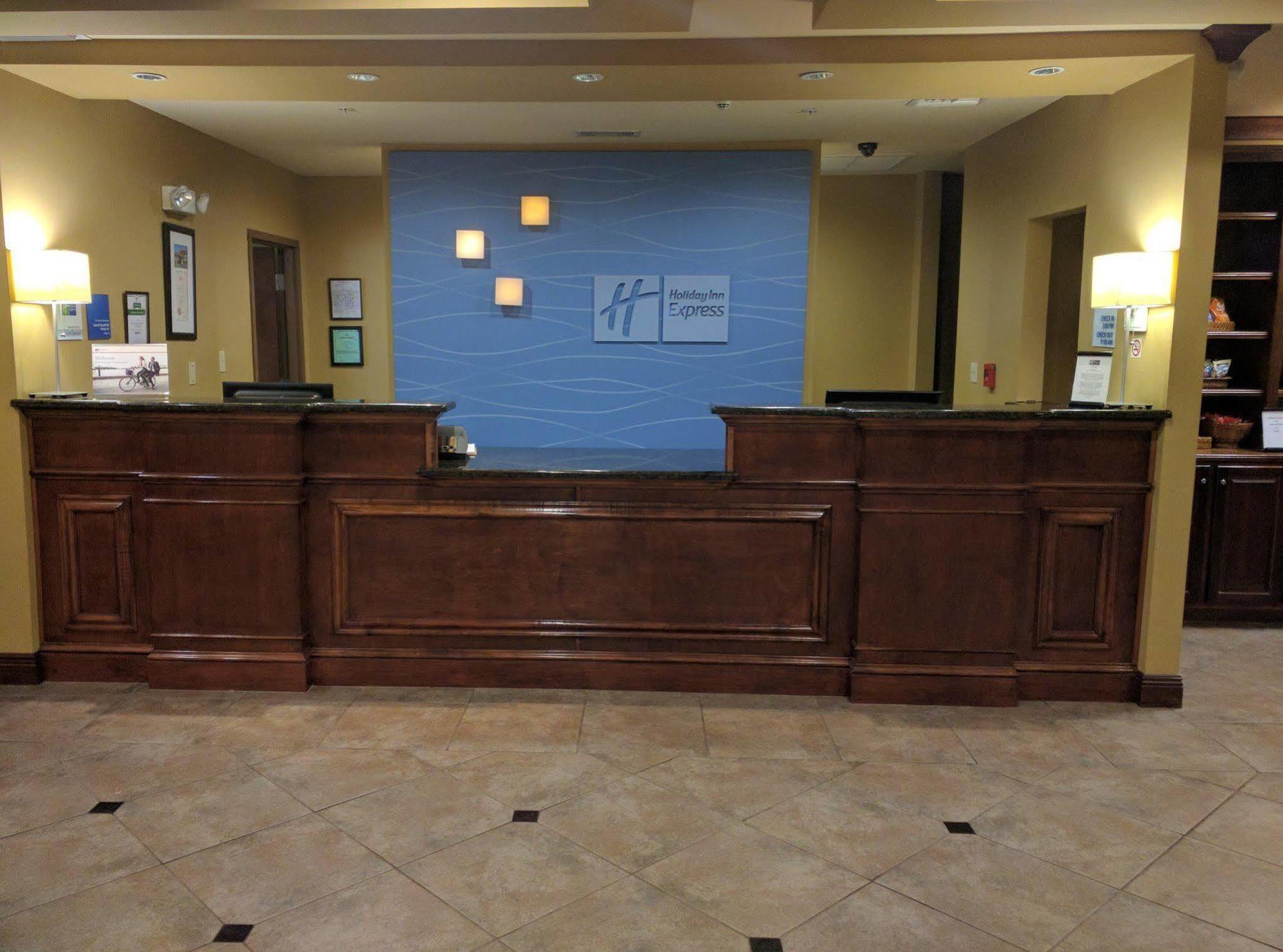 Holiday Inn Express Hotel & Suites Foley By Ihg Buitenkant foto