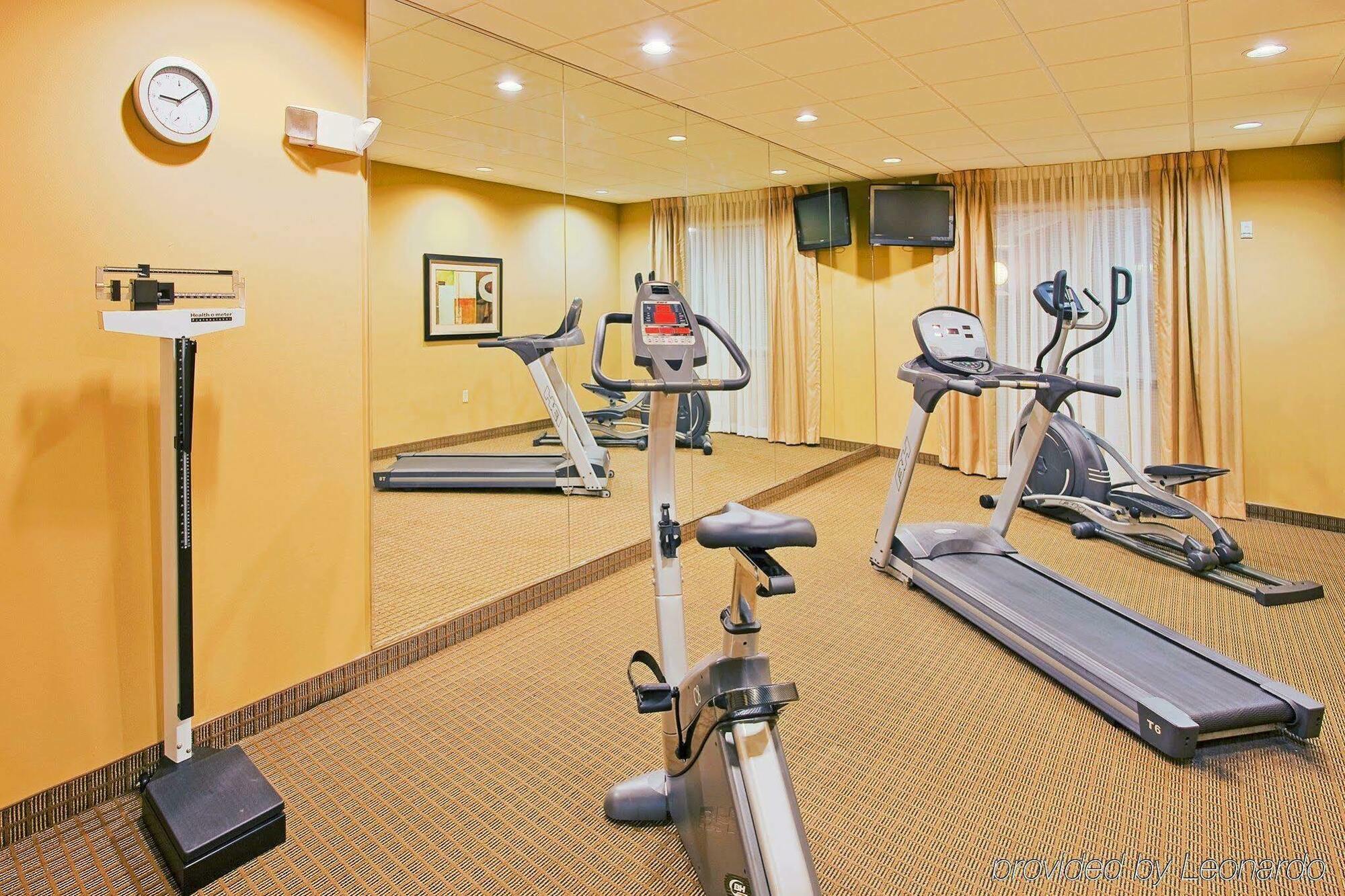 Holiday Inn Express Hotel & Suites Foley By Ihg Buitenkant foto